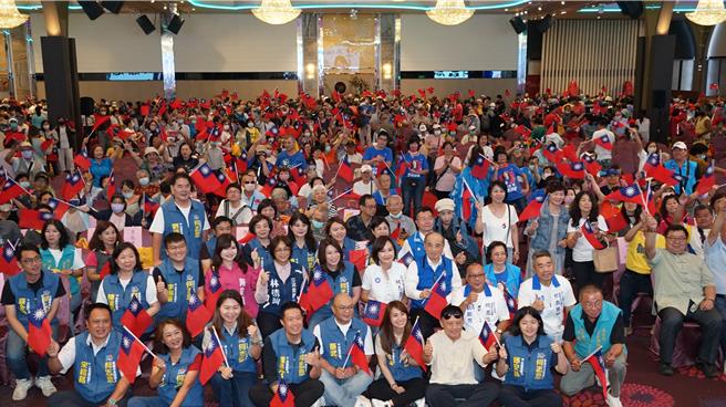 台灣新聞通訊社-柯志恩鳳山後援會成立 王金平站台 3000人擠爆會場