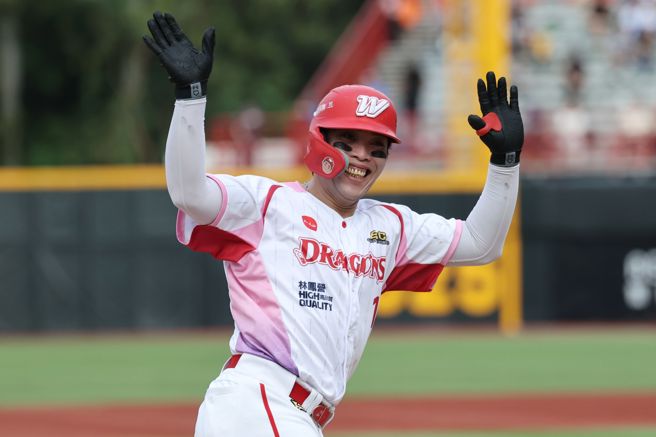 台灣新聞通訊社-中職》陳子豪本季首轟來了 斬斷李東洺10連勝