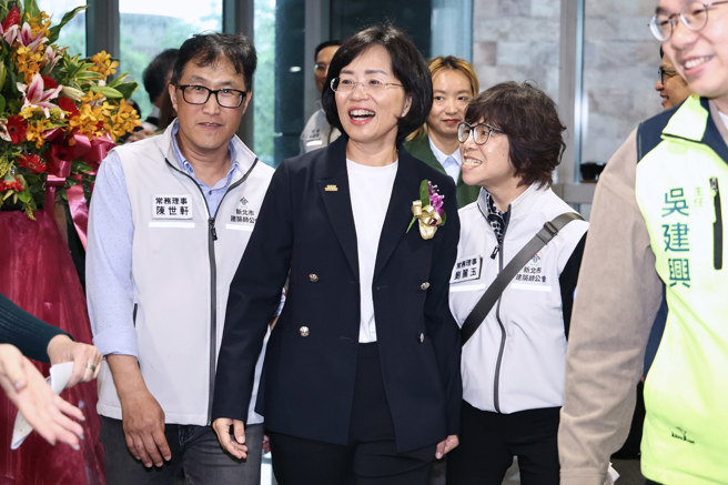 台灣新聞通訊社-蘇巧慧稱里長豬八戒又認錯黨籍 董智森直言「急了」：她壓力很大