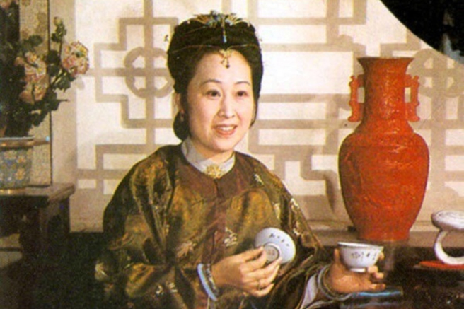 台灣新聞通訊社-《紅樓夢》薛姨媽李鳳英辭世 享壽77歲劇中兒女悲痛證實