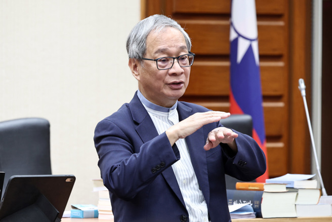 台灣新聞通訊社-李遠為《功夫》慘賠道歉又改口 沈富雄推測他真實想法
