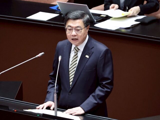 台灣新聞通訊社-1分鐘看政治》毒油風暴在野點名卓榮泰 中共核潛艦試射洲際飛彈