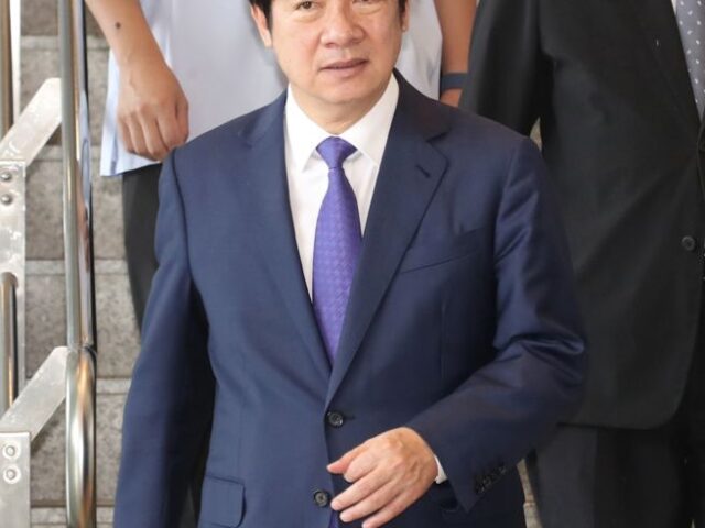 台灣新聞通訊社-賴清德表態食安沒妥協 張斯綱揭時間軸酸爆：毒油燒6天才睡醒？