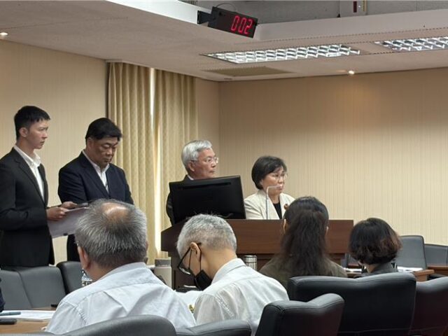台灣新聞通訊社-藍綠委提案刪「性或性別有關」跟騷要件 內政部、司法院反對