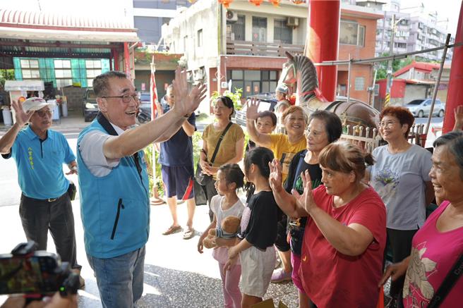 台灣新聞通訊社-蘇巧慧「有問避答」 李四川競辦轟失職立委：妳還在躲？