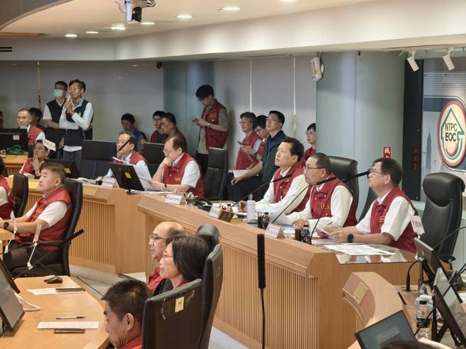 台灣新聞通訊社-颱風巴威強勢來襲　新北災變中心召開整備會議