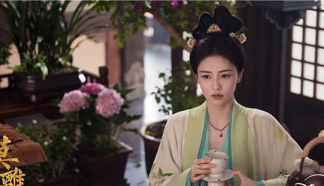 台灣新聞通訊社-白鹿《莫離》播出狂被網暴掉粉百萬　收官發文吐「過雲雨」心境