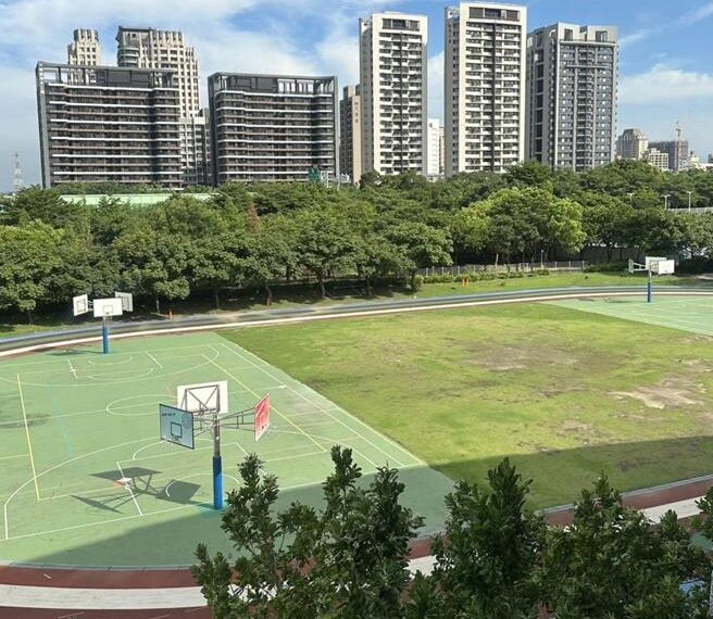 台灣新聞通訊社-竹縣投入近4000萬!6校足球場大翻新 打造學童夢想基地