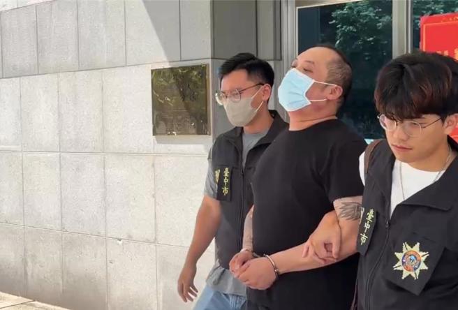 台灣新聞通訊社-矢板明夫怒揭兇嫌是「香港快閃打手」:花錢製造寒蟬效應