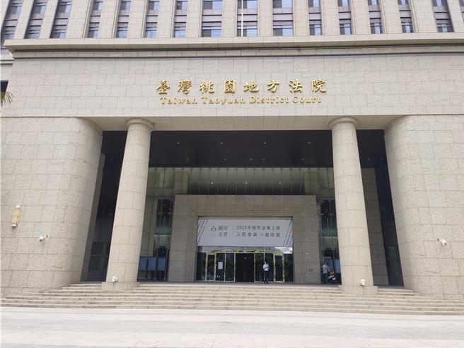 台灣新聞通訊社-女嬰不睡覺 狠父凌空狂甩、踹打致死遭起訴