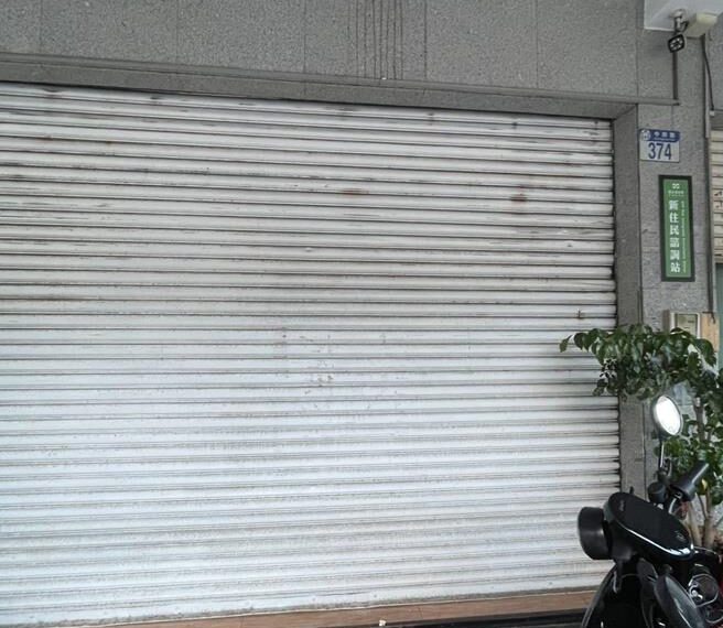 台灣新聞通訊社-花蓮民進黨部遭砸雞蛋 33歲男被「1句話」激怒作案