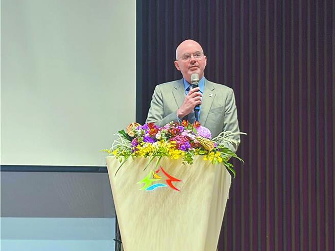 台灣新聞通訊社-谷立言「蜂巢論」嚇阻衝突?國台辦批:把自己當太上皇