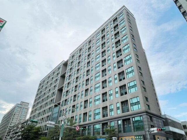 台灣新聞通訊社-捷運出站就到家！永春聯開宅比隔壁貴千萬 新店這站卻「零價差」