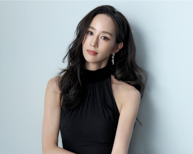 台灣新聞通訊社-強颱巴威逼近全台周末娛樂喊停 台灣電影圈盛會延後頒獎