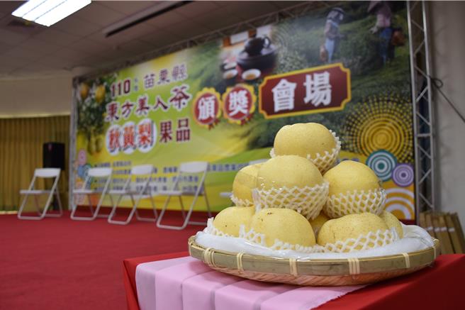 台灣新聞通訊社-苗栗農產強攻新加坡!冠軍茶、高接梨領軍 鏈結世界