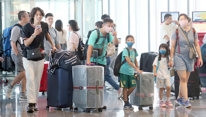 台灣新聞通訊社-旅遊不便險縮水?產險業者:無預繳證明 交通、住宿以2000元為限