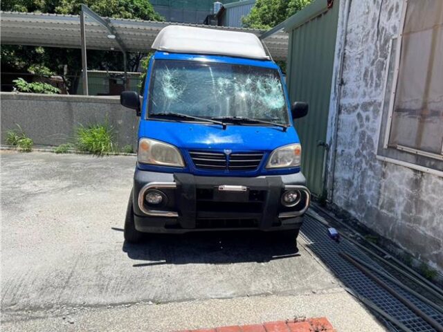台灣新聞通訊社-毒駕狂飆1個多小時！他雲林衝彰化撞警車 3警受傷
