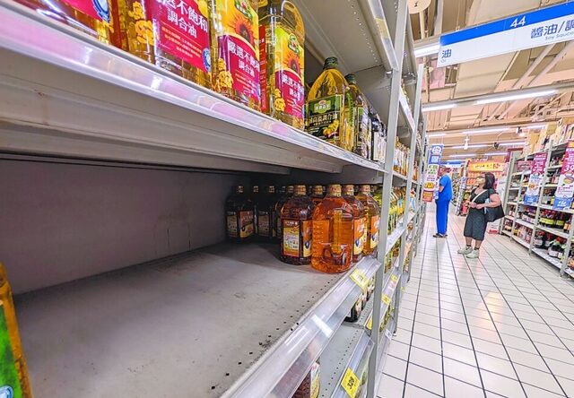 台灣新聞通訊社-毒油風暴是否影響2026、2028投票意志？街訪民眾曝心聲