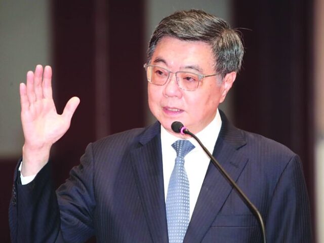 台灣新聞通訊社-喊話卓榮泰「負全責」 謝寒冰評毒油案轟政府荒腔走板