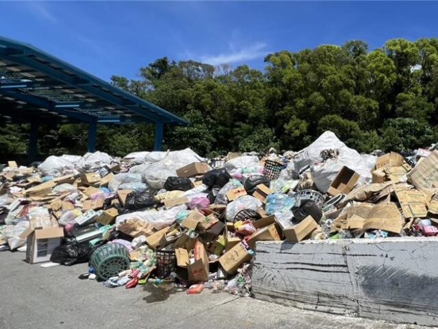 台灣新聞通訊社-屏東小琉球資收清運流標15次 環保局轟鄉公所：失職失能