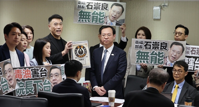 台灣新聞通訊社-爆綠營欲靠巴威颱風閃毒油風暴？郭正亮示警北部藍營縣市長皮繃緊