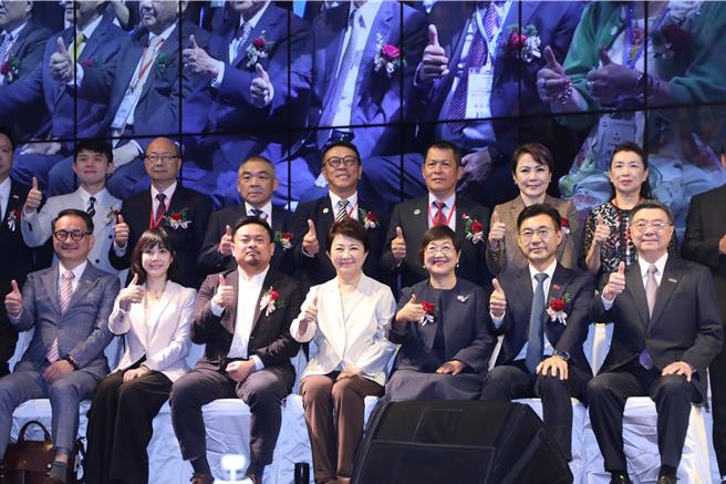 台灣新聞通訊社-卓揆籲台商 如國歌一心一德、貫徹始終 熱愛中華民國台灣