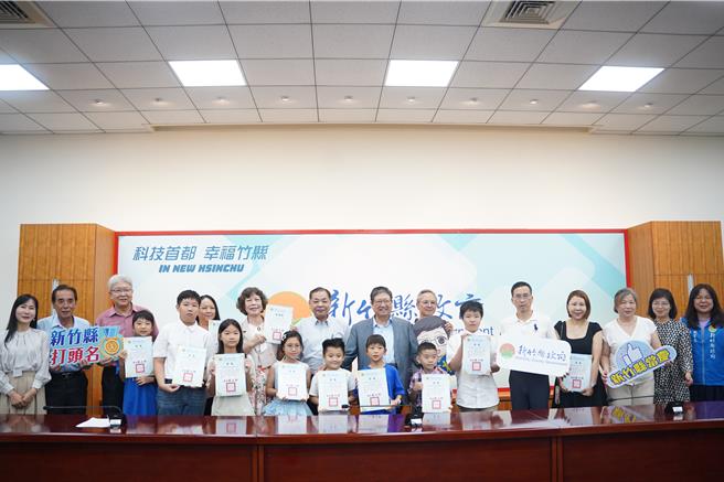 台灣新聞通訊社-客語設鬧鐘、急救法編故事!竹縣最強媽媽出奇招 助孩子奪冠