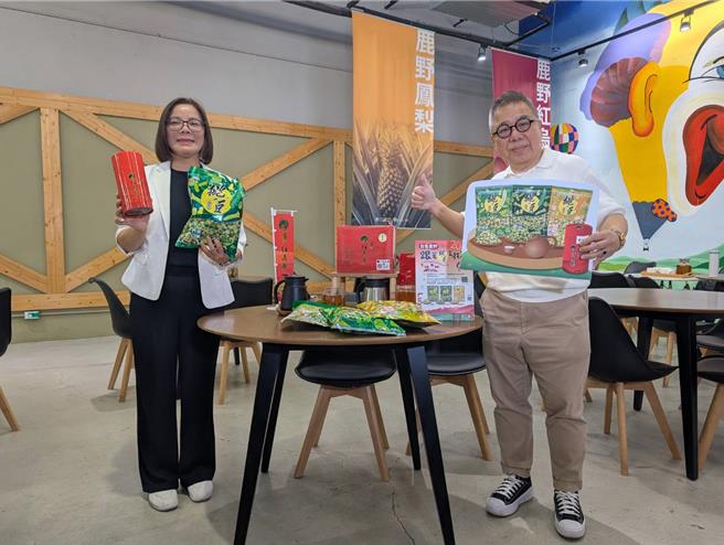 台灣新聞通訊社-賞熱氣球品好茶！旺旺「跟著挑豆來找茶」前進鹿野 整箱零食免費送