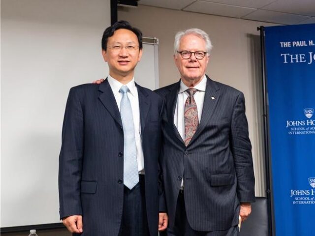 台灣新聞通訊社-美中對抗誰都不是贏家！童振源引恩師說法：台海須建立互信