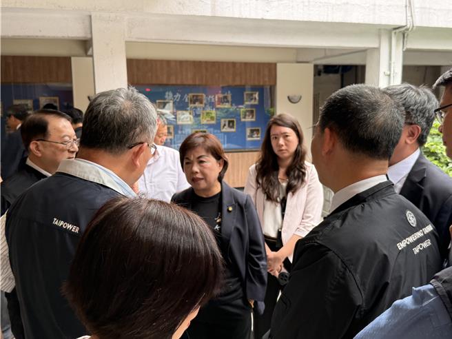 台灣新聞通訊社-中火115年用煤量再被砍50萬噸 遭憂供電不穩風險增