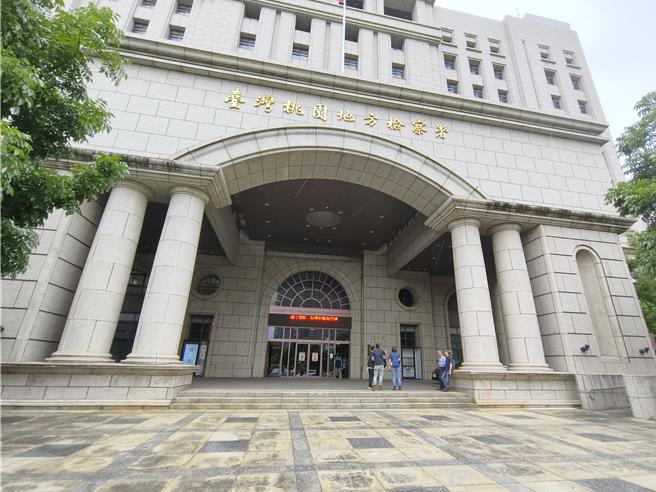 台灣新聞通訊社-公務車私用!清潔隊員幫載廢水塔「省6千」 涉貪汙遭起訴