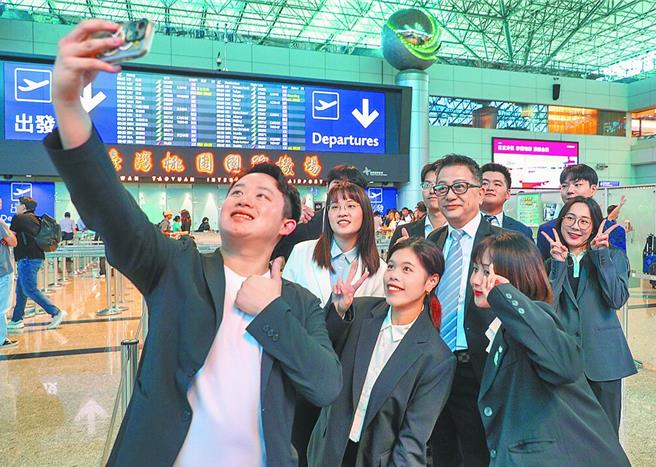 台灣新聞通訊社-海峽兩岸青年文化月在蘇州揭幕 3500名台青參與70多項活動