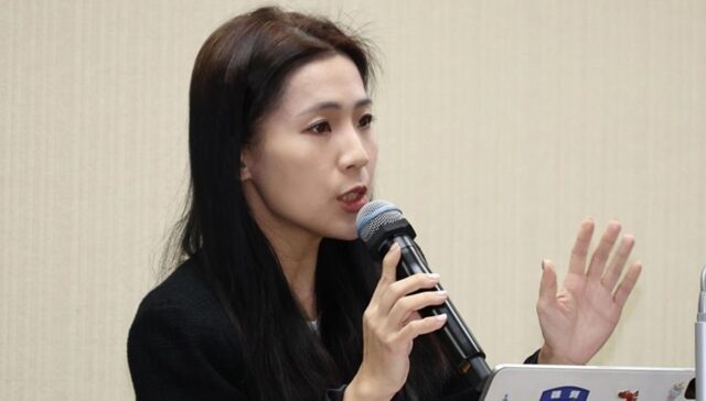 台灣新聞通訊社-綠營幹事長遇藍抗議 徐巧芯爆吐這1句