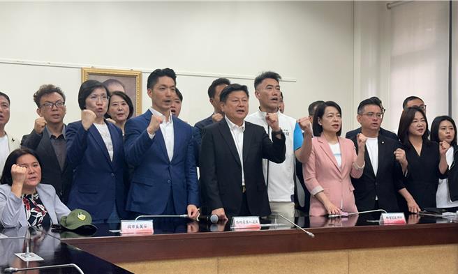 台灣新聞通訊社-蔣萬安號召民眾上街反毒油 傅崐萁：會與黨中央、各縣市政府溝通
