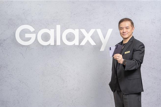 台灣新聞通訊社-摺疊手機分眾化 三星樂看今年銷售成長2成 進入爆發期