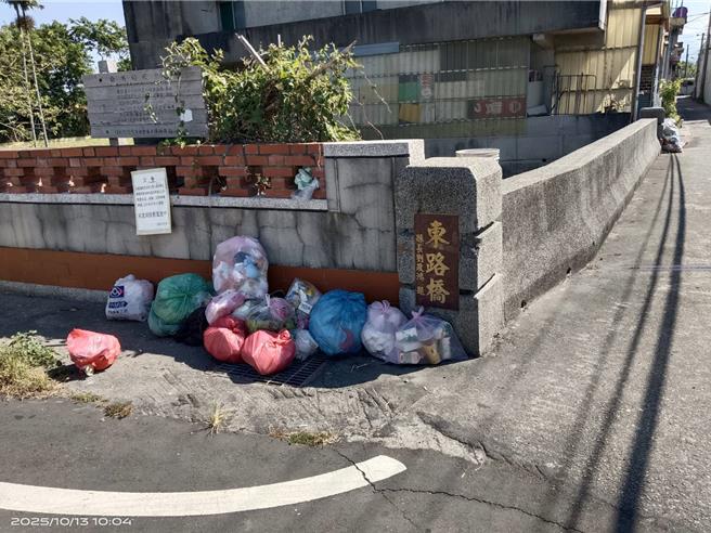 台灣新聞通訊社-苗栗市砸82萬設13處監視器 半年抓85件亂倒垃圾