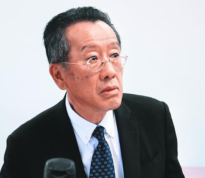 台灣新聞通訊社-顧立雄形容無人機條例「米、醬油錢不能混在一起談」 藍委批邏輯簡化