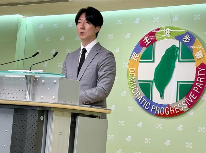 台灣新聞通訊社-毒油延燒 民進黨嗆「又不是我逼你吃」 百萬網紅不滿:根本是謀殺!