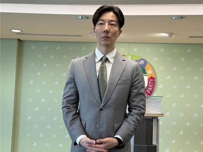 台灣新聞通訊社-吳崢嗆「又沒逼你吃」、林靜儀「不鼓勵炸雞排」 名醫忍不住轟這句
