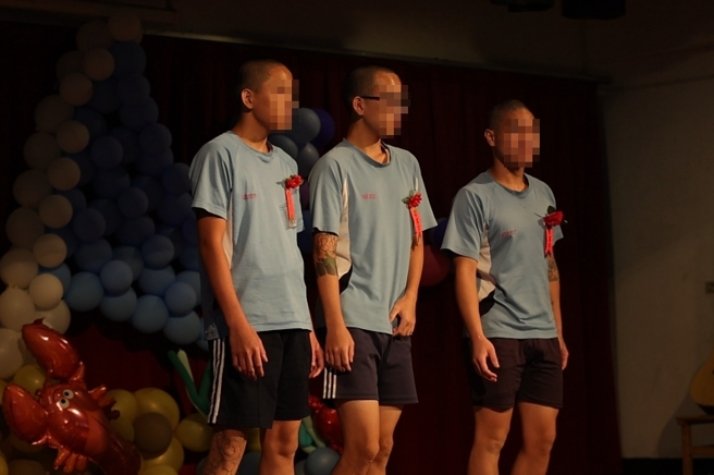 台灣新聞通訊社-獨家》畢業典禮後回舍房！司法少年等待刑滿出校 家長淚崩：彌補過錯
