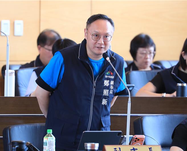 台灣新聞通訊社-「又不是我逼你吃」惹議 鄭照新轟彷彿民眾選擇吃毒油