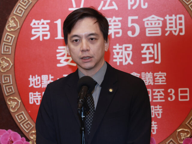 台灣新聞通訊社-AI諷刺毒油影片涉「 偽造文書 」？   藍委牛煦庭：民進黨別說笑了！