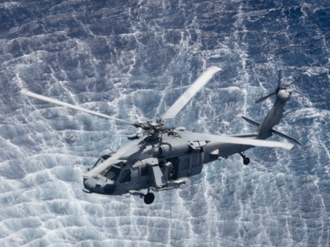 台灣新聞通訊社-沒敵對行動？!美MH-60S航母艦載直升機緊急迫降阿拉伯海1失蹤