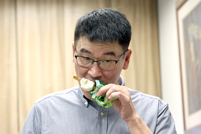 台灣新聞通訊社-觀點》綠營「一屍五命」慘劇重演?致命傷不是失言本身 而是「執政傲慢」定型了