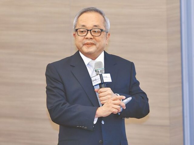 台灣新聞通訊社-股災季來了？ 施俊吉示警Fed若升息：台股 AI 概念股成提款機