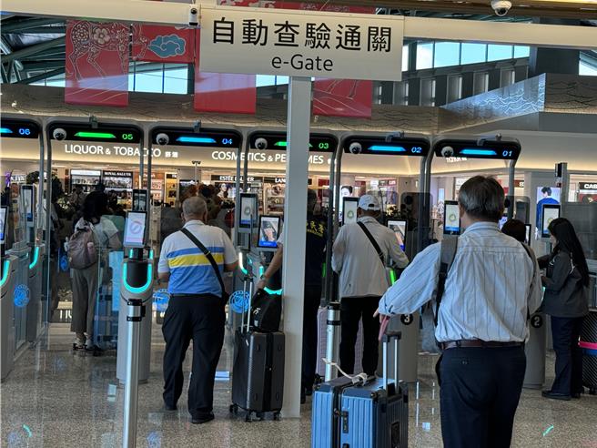 台灣新聞通訊社-金門小三通上半年破108萬客流 縣府喊話中央增班：已影響剛需