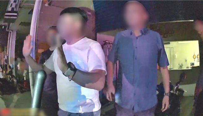 台灣新聞通訊社-疑討20萬欠款惹衝突!高雄男深夜赴約口角受傷 警追查內情