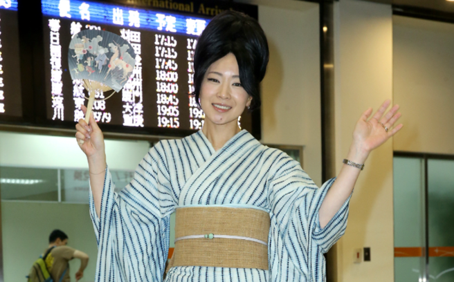 台灣新聞通訊社-日本傳奇歌姬淪小三?與已婚經濟學家回住處 公司回應