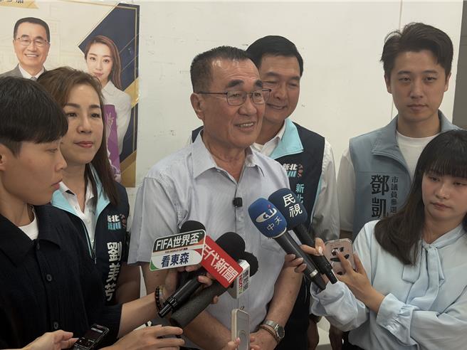 台灣新聞通訊社-李四川拋教育三箭 推AI學伴、班班25人、教師心理支持升級