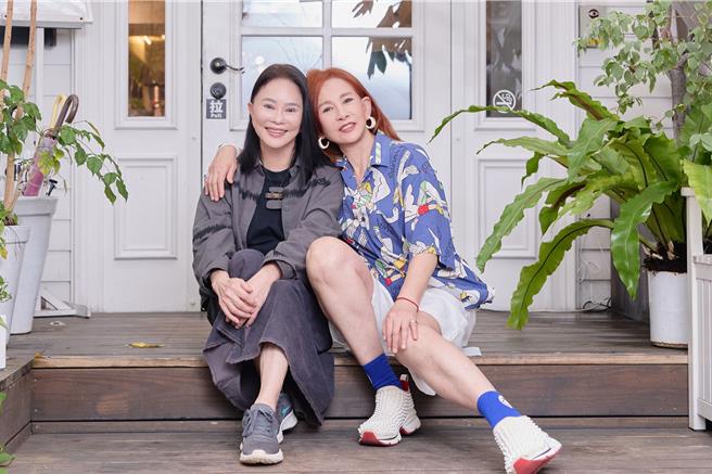 台灣新聞通訊社-獨家》75歲武俠片女星龍君兒首露面 動頸椎大手術走過鬼門關